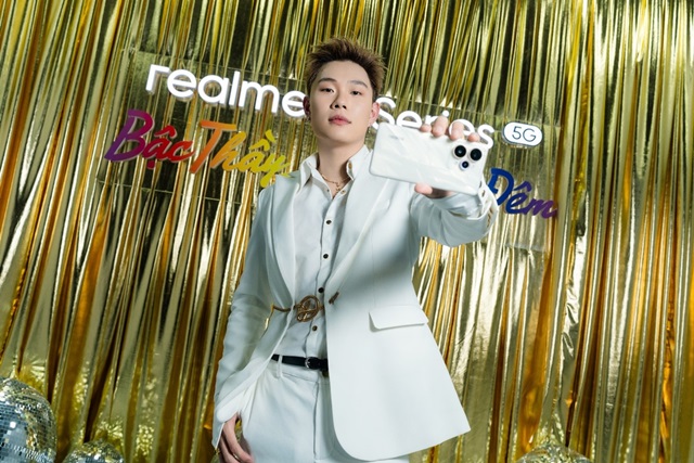 A person in a white suit holding a phoneAI-generated content may be incorrect.